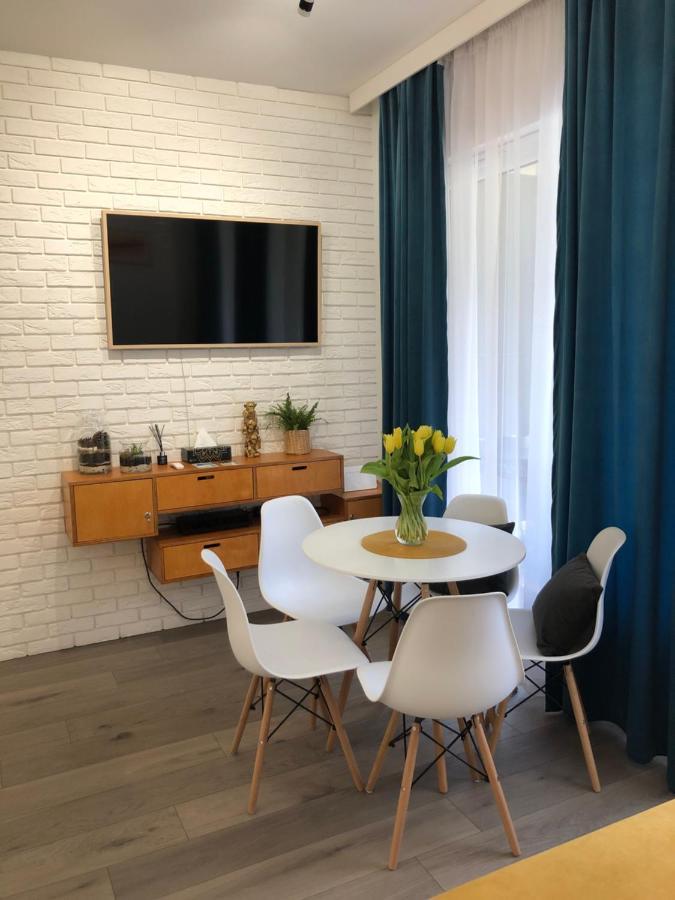 אוגוסטוב Marina Apartments And Jet Ski מראה חיצוני תמונה