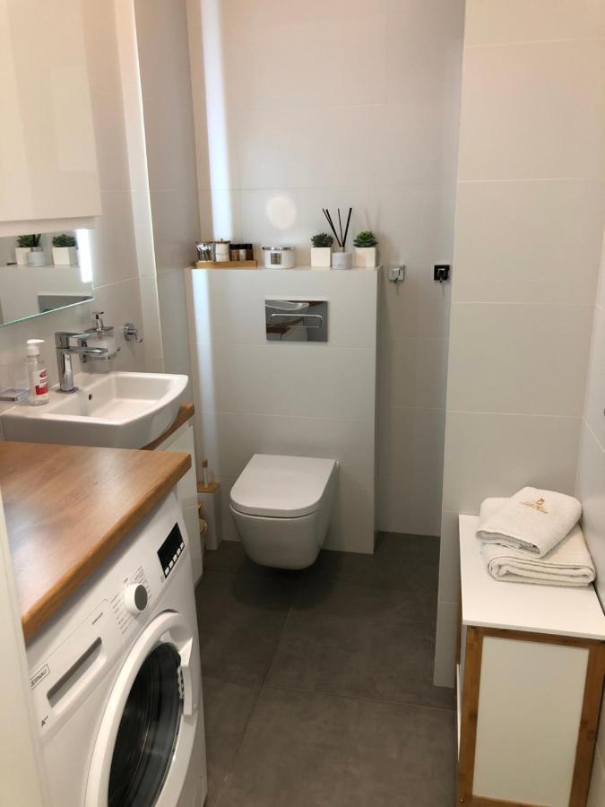 אוגוסטוב Marina Apartments And Jet Ski מראה חיצוני תמונה